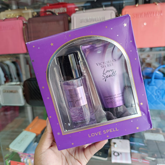 Set loción + mist Love spell Victorias secret 75ml
