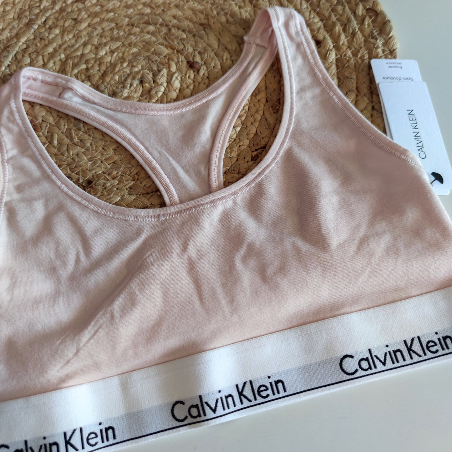 Bralette Calvin Klein talla M