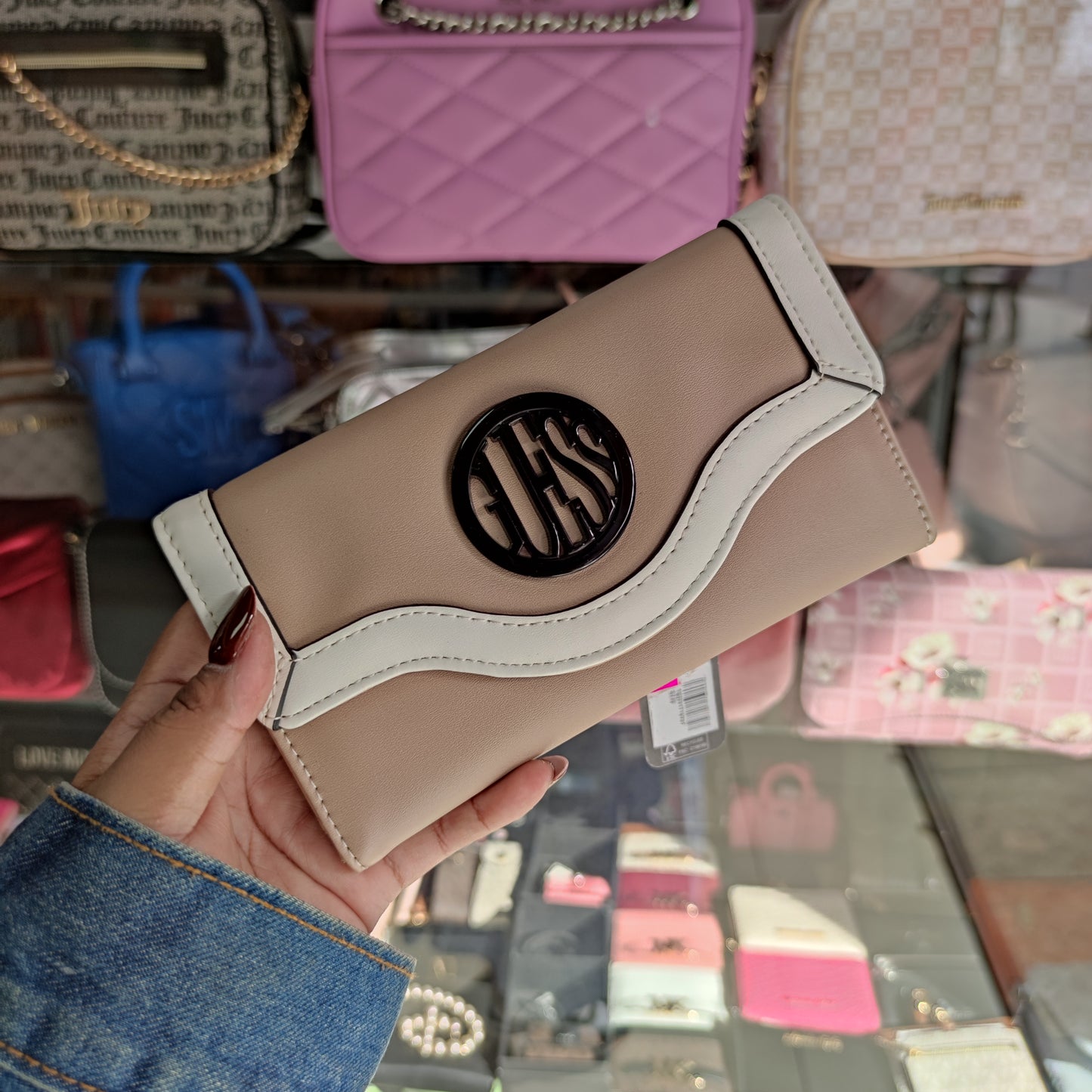 Billetera Guess