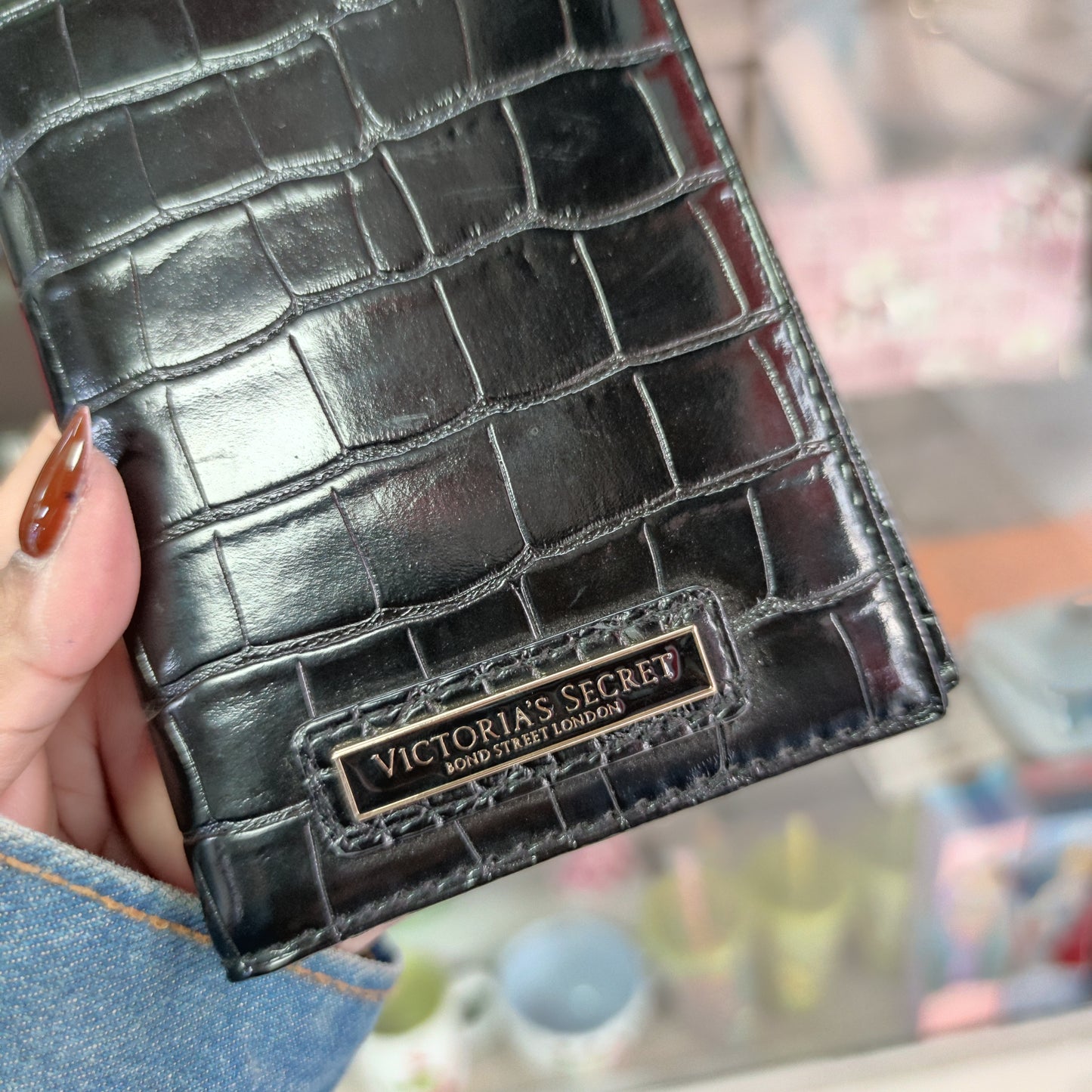 Portapasaporte Victorias secret