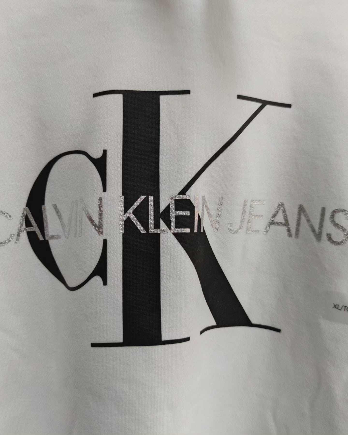 Poleron mujer Calvin Klein talla XL