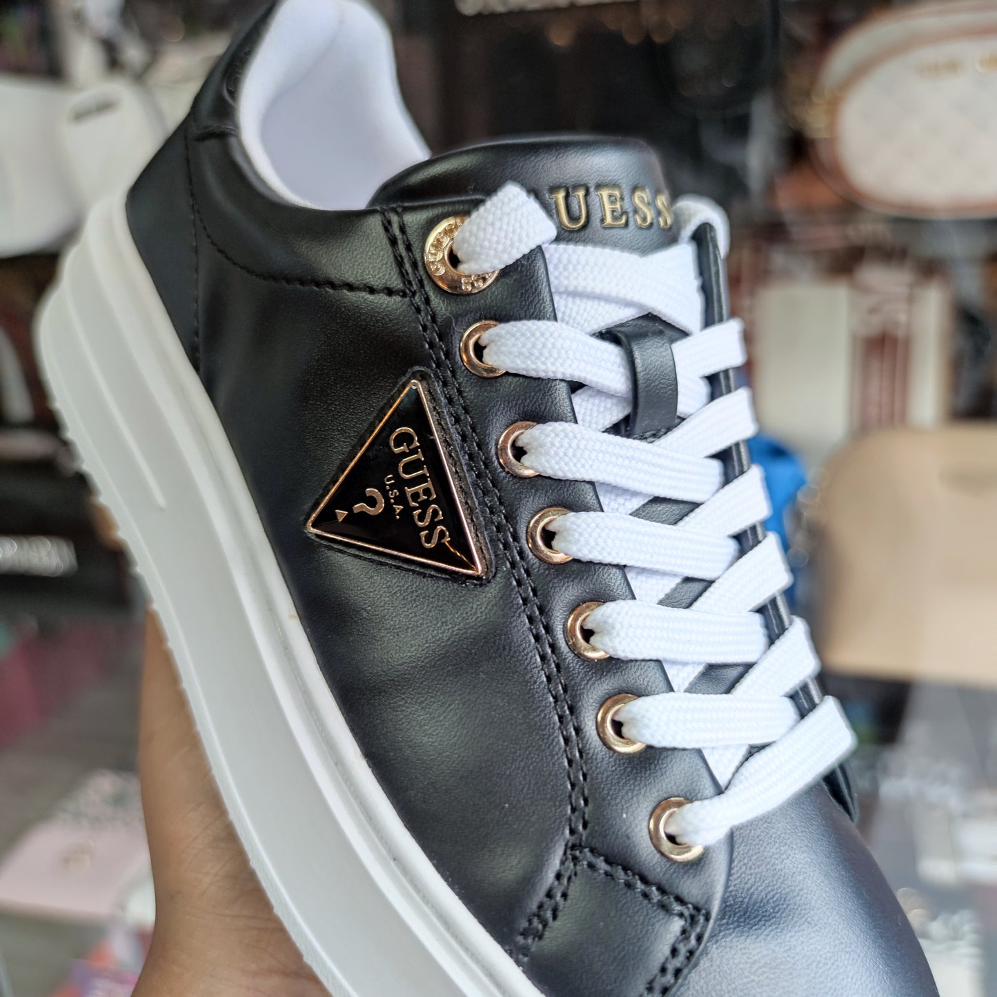Zapatilla Guess talla 36