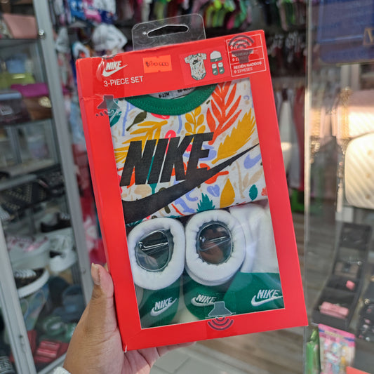 Set Nike talla 6/12 meses