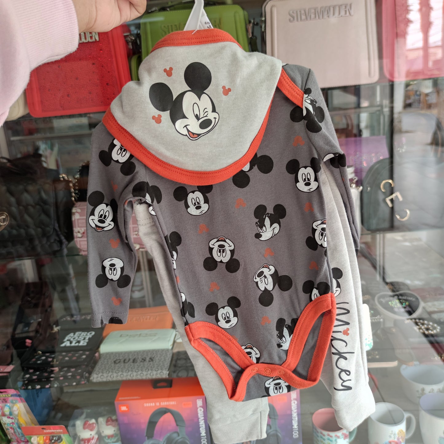 Set 3 piezas Mickey mouse Disney 6/9 meses