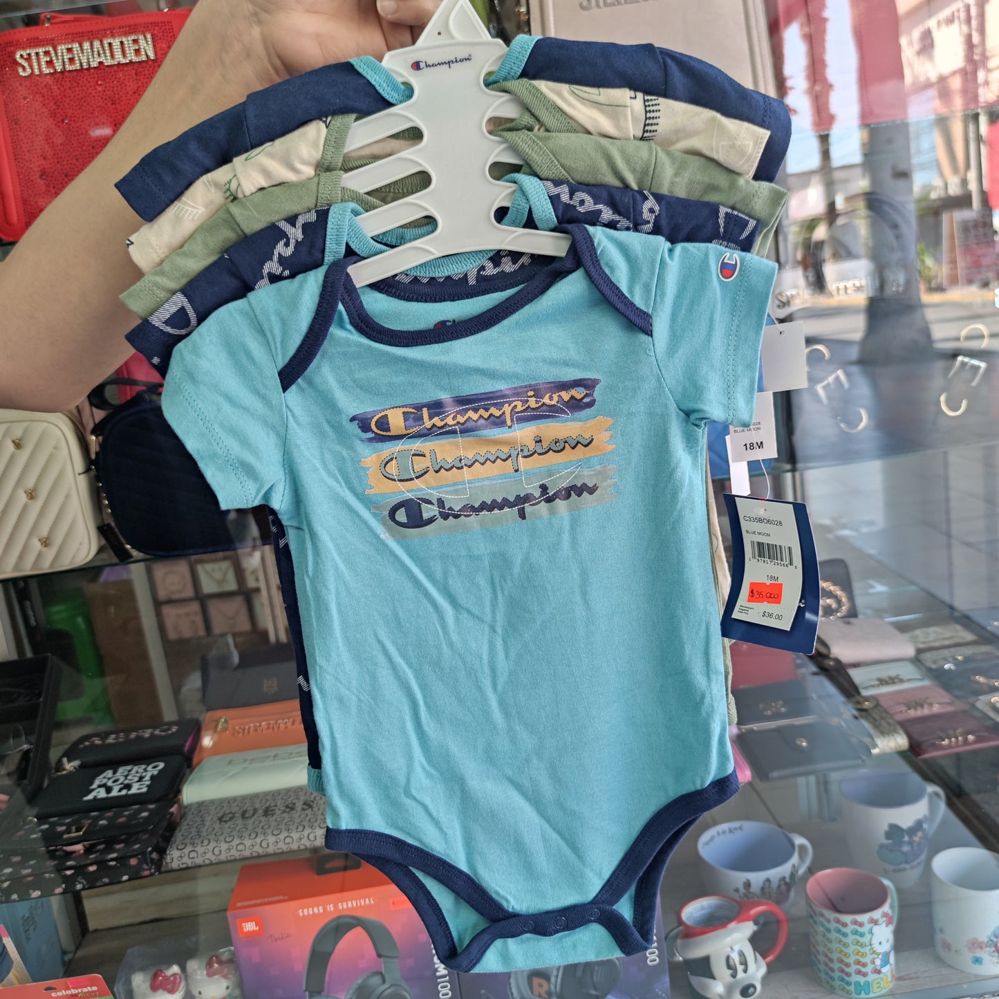 Set bodysuit Champion talla 18 meses