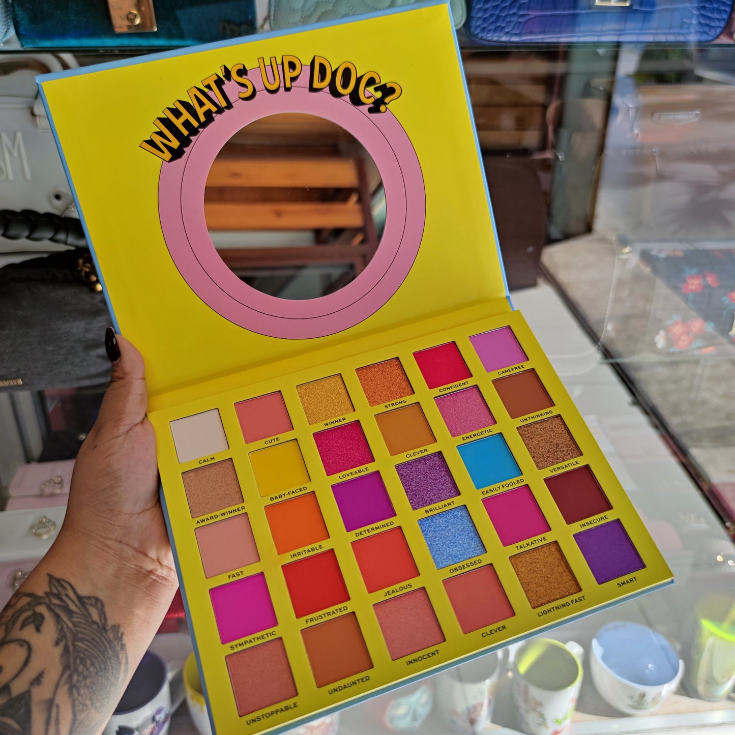Paleta Makeup revolution x Looney tunes
