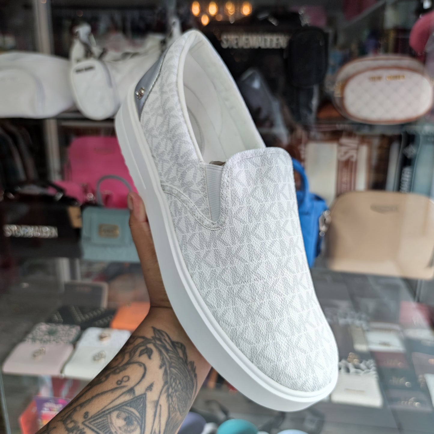 Zapatilla Michael Kors talla 41/42