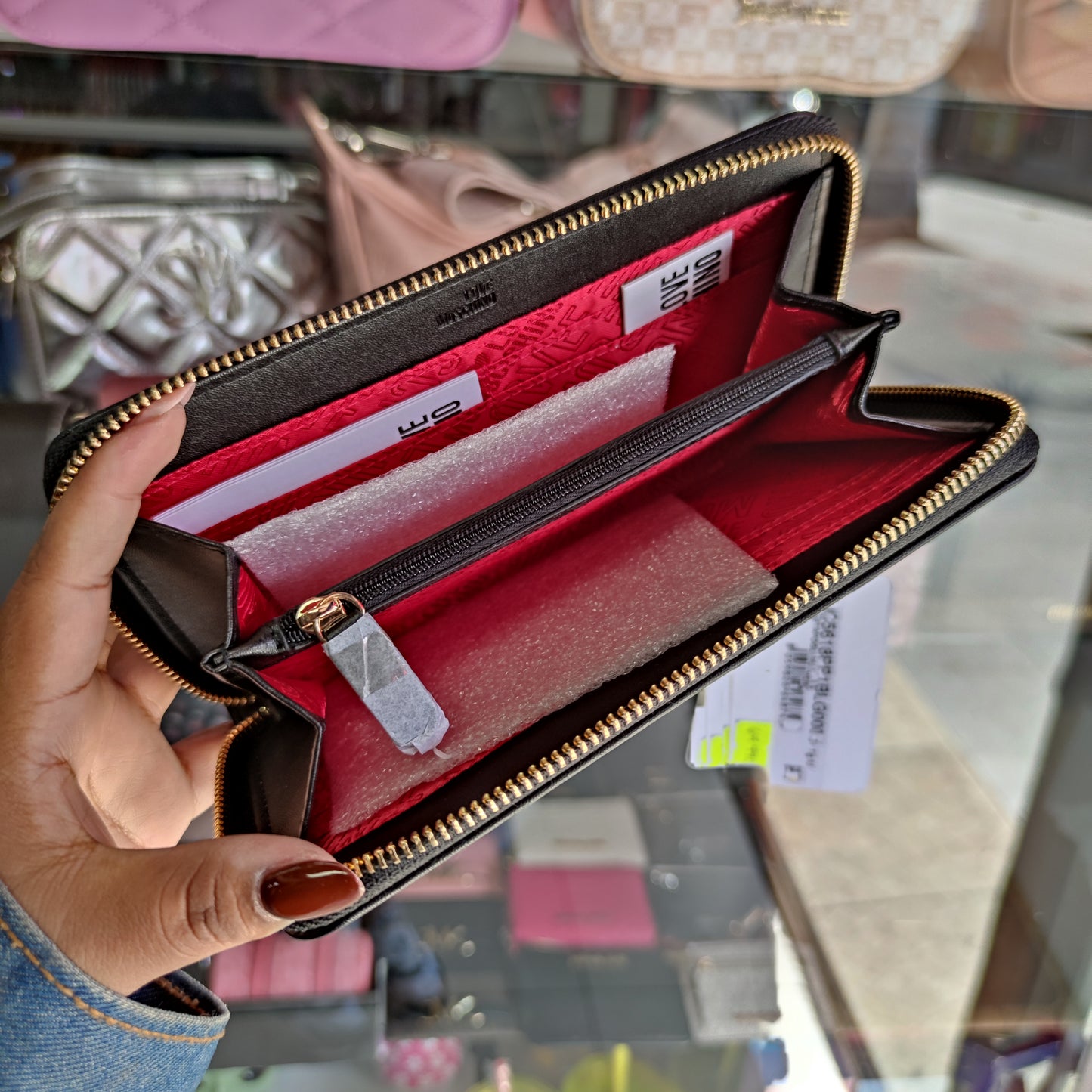 Billetera Moschino