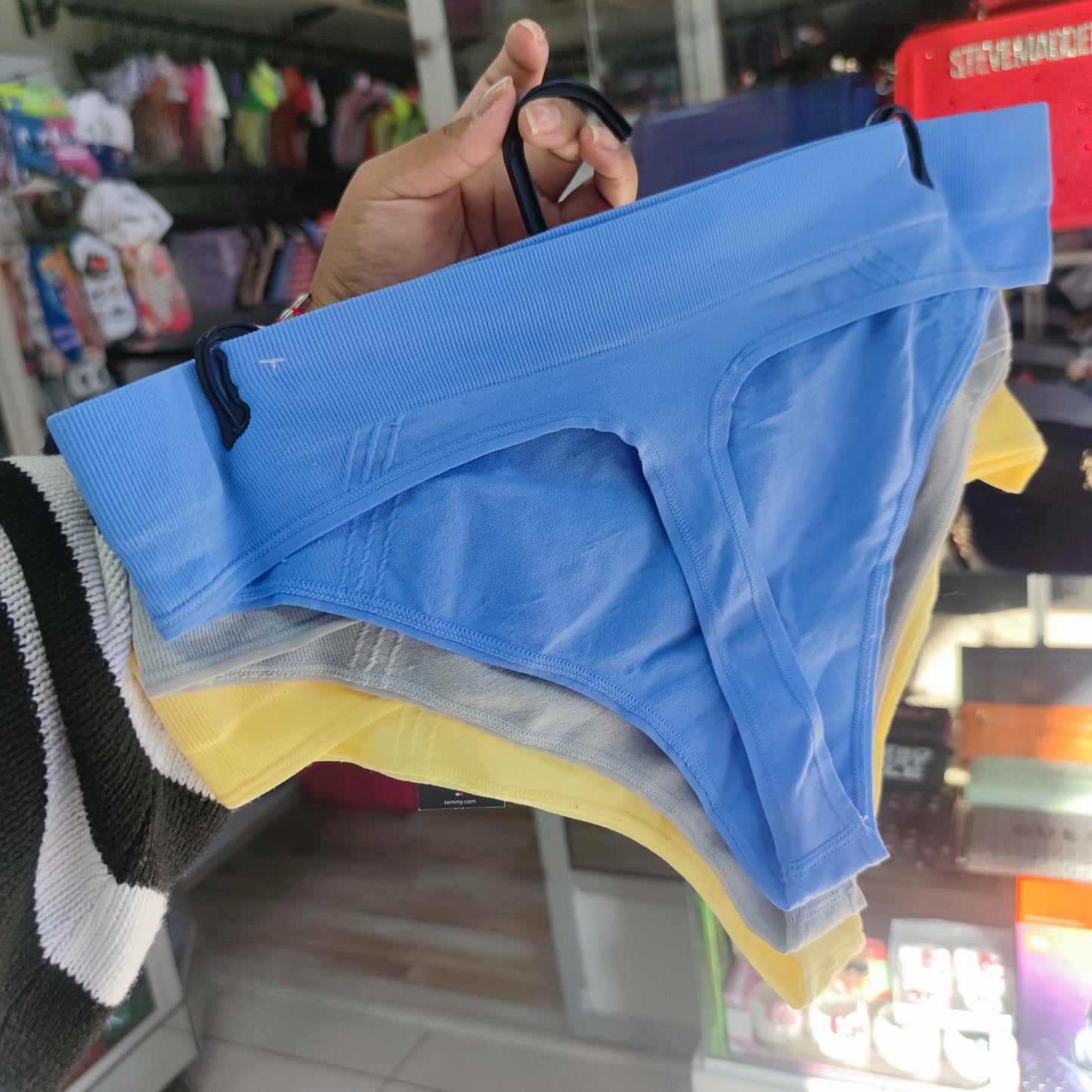 Lencería colales Tommy Hilfiger talla XL