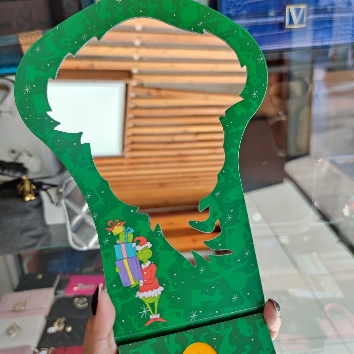 Paleta Makeup revolution x Grinch