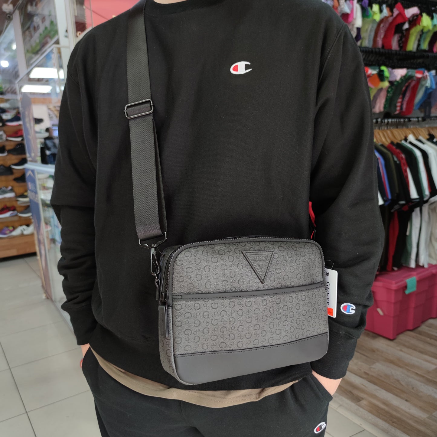 Bolso de hombre Guess
