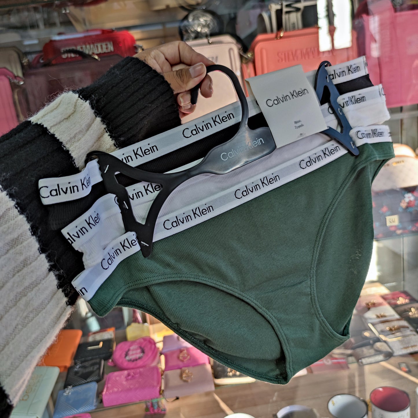 Lenceria Calvin Klein talla L