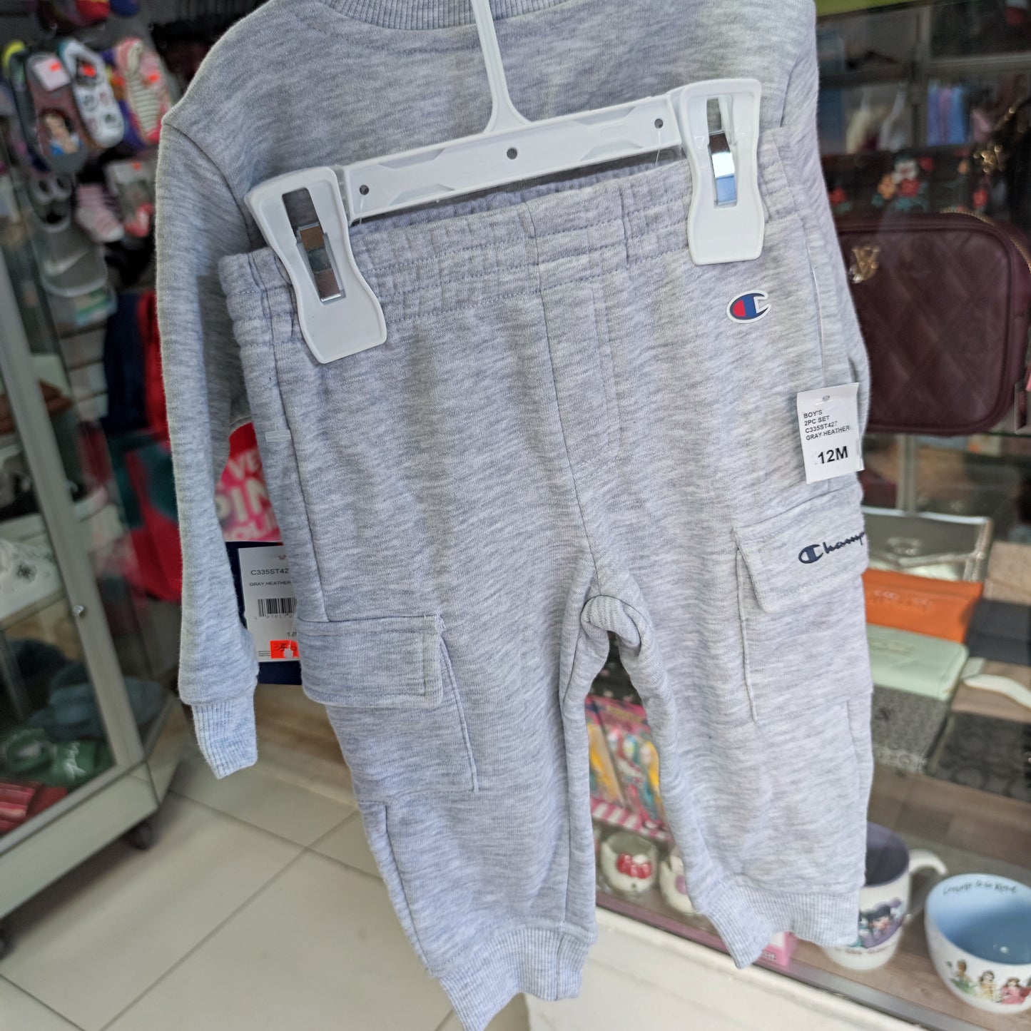 Conjunto Champion talla 12 meses