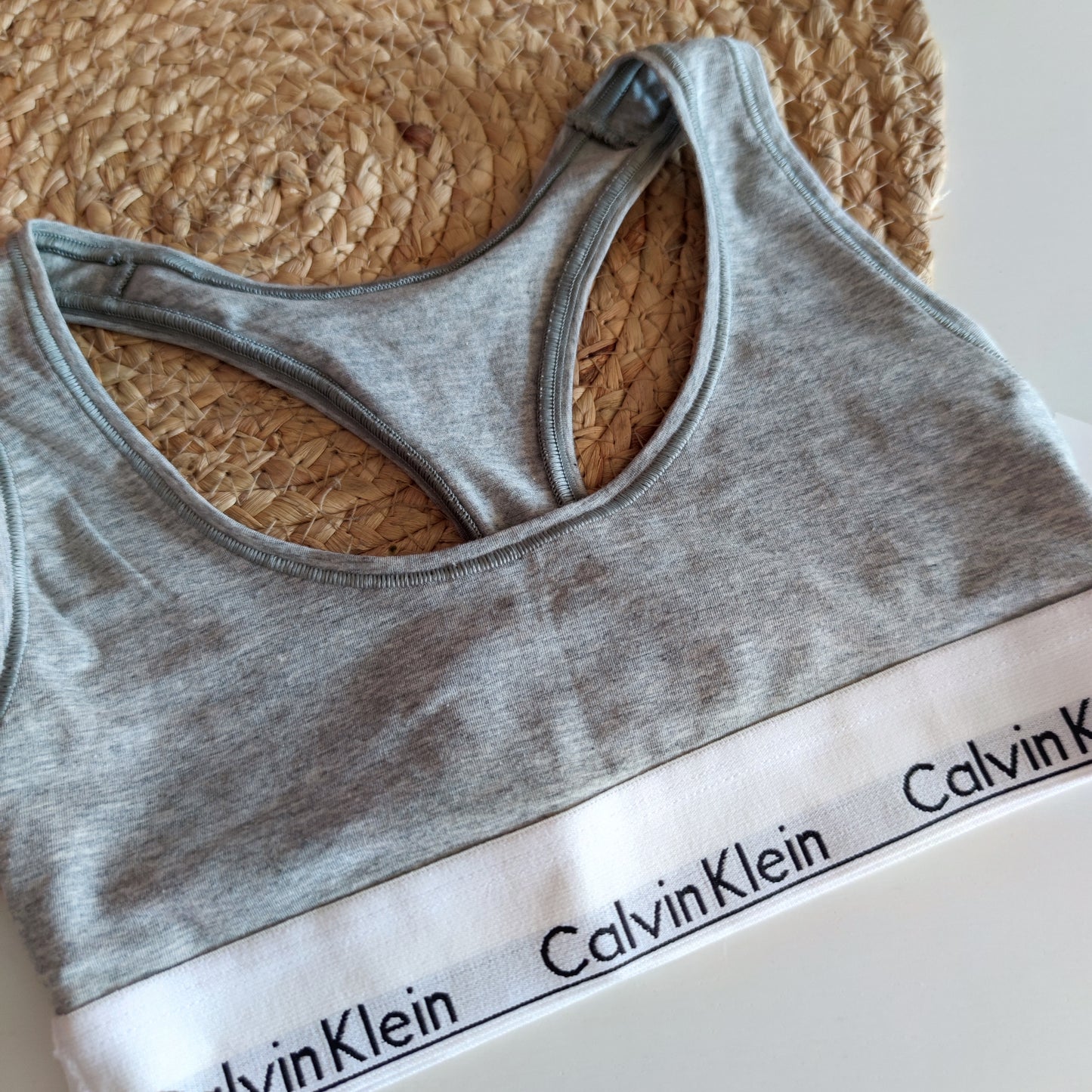 Bralette Calvin Klein talla XS