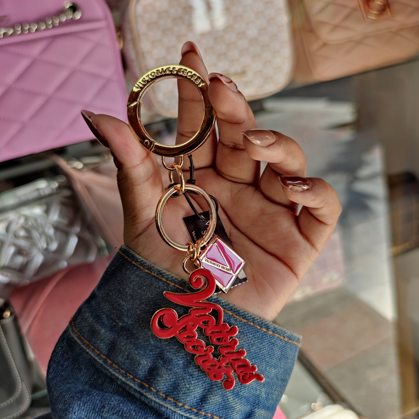 Llavero Victorias secret