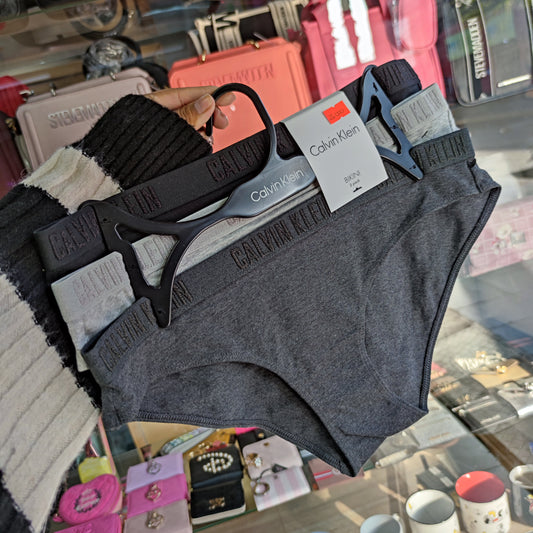 Lenceria Calvin Klein talla M