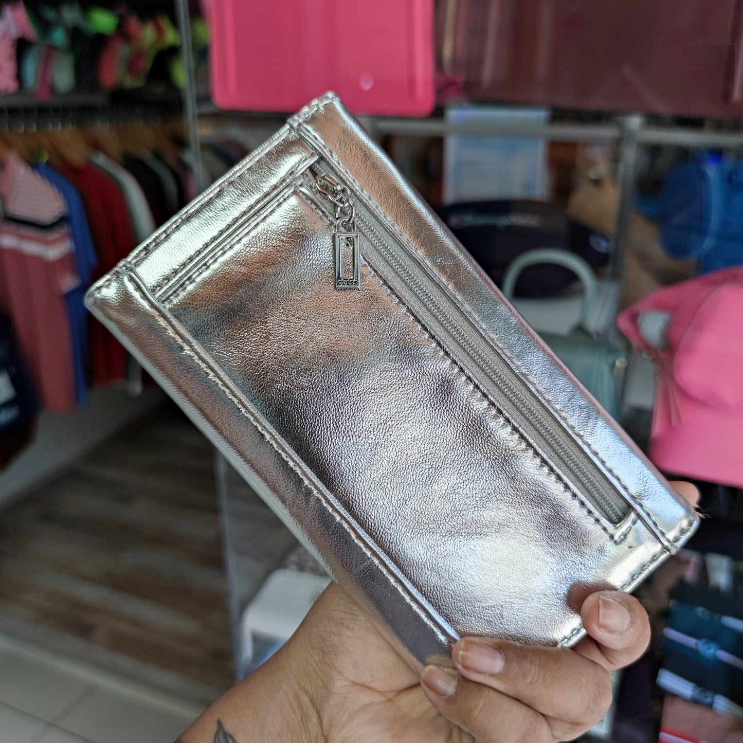 Billetera Guess