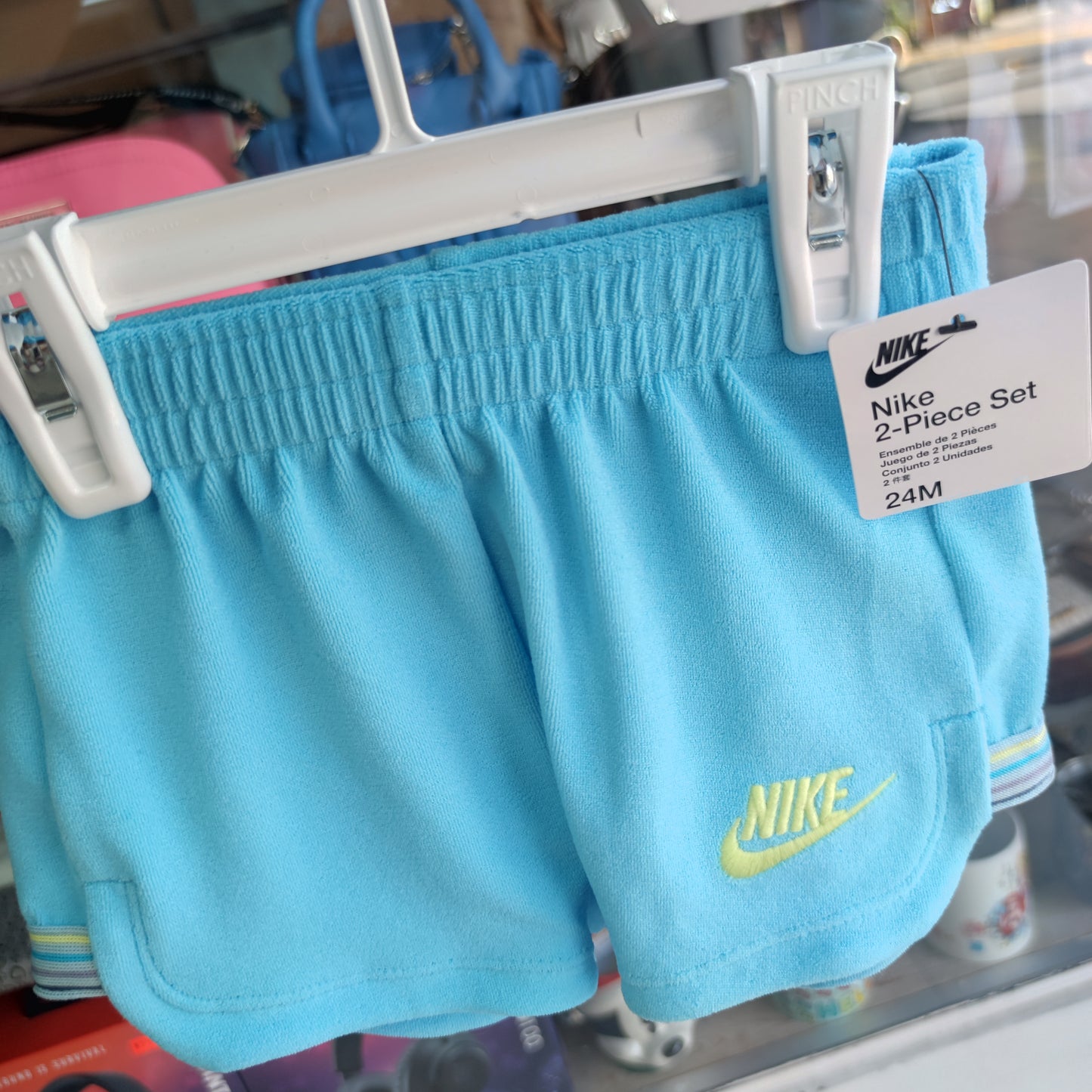 Conjunto Nike talla 24 meses