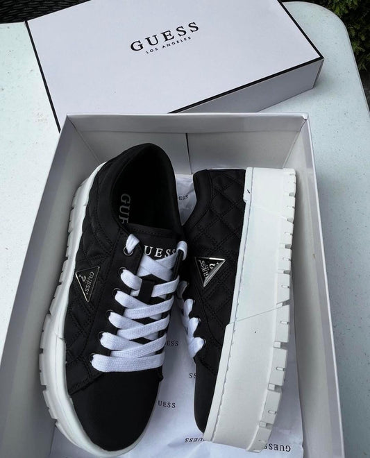 Zapatilla Guess talla 38