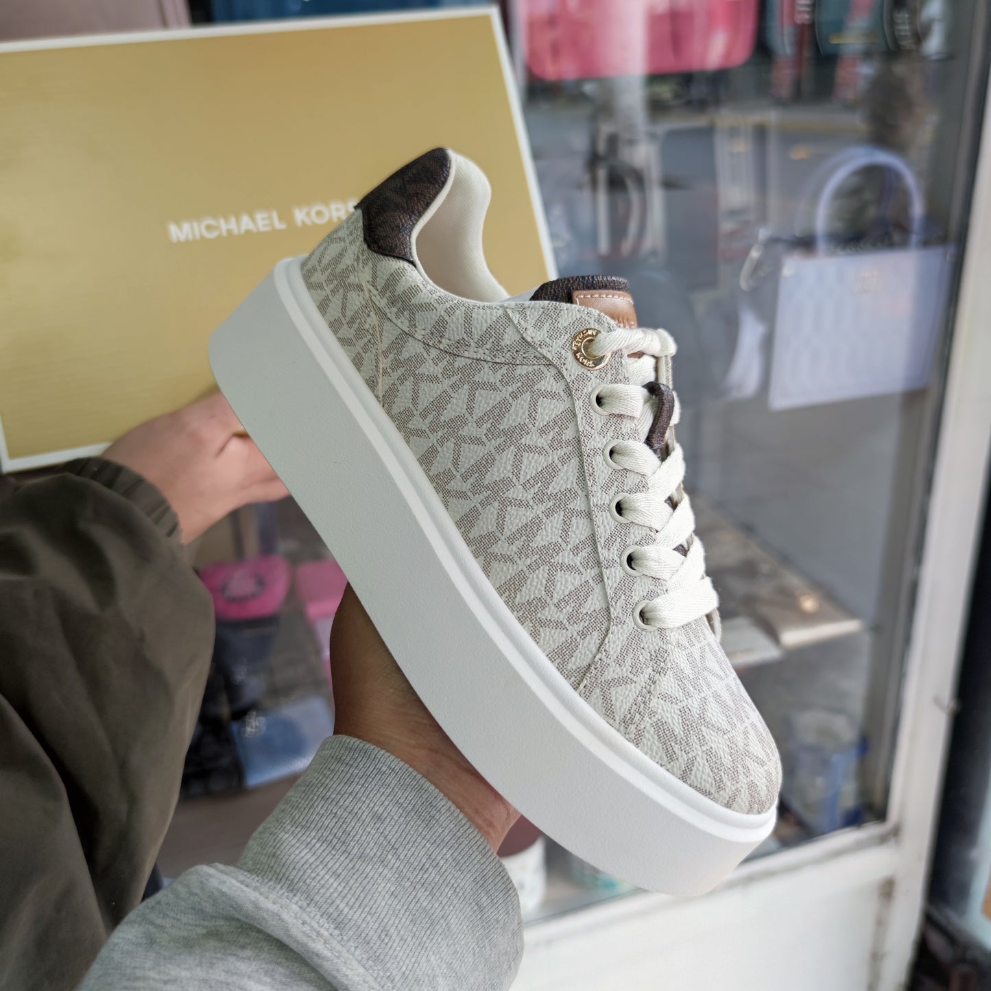 Zapatilla Romey Michael Kors talla 35
