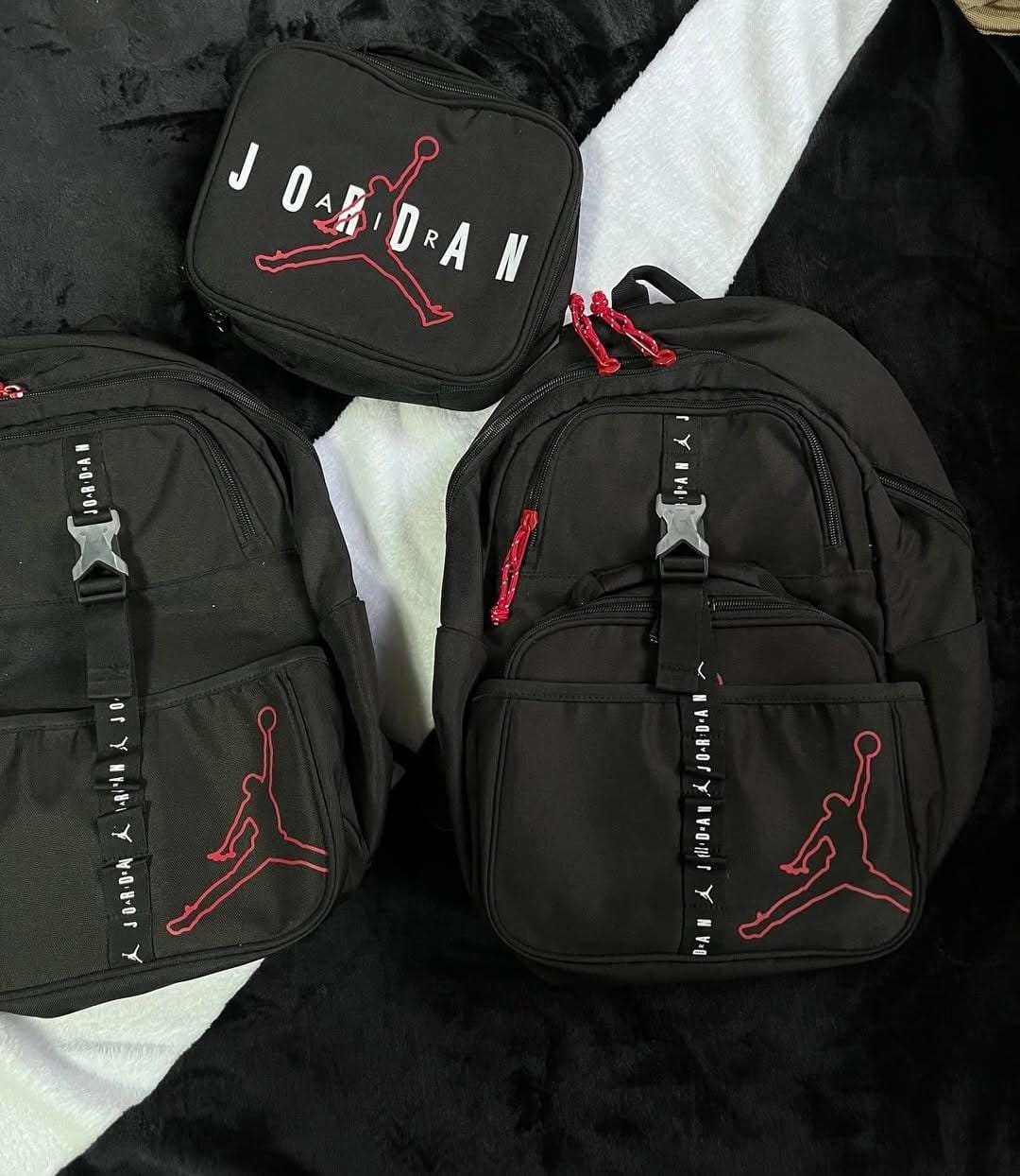 Mochila + lonchera Jordan