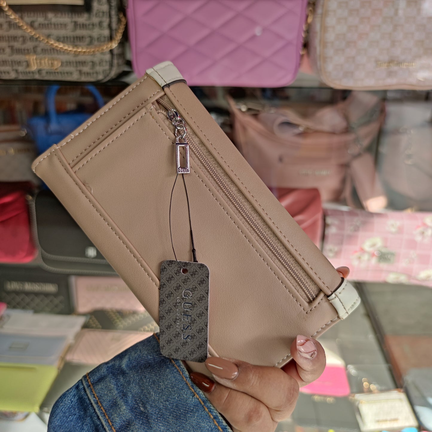 Billetera Guess