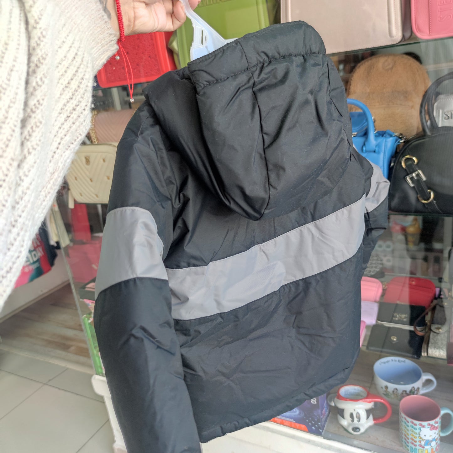 Chaqueta Columbia repelente agua talla 4 años