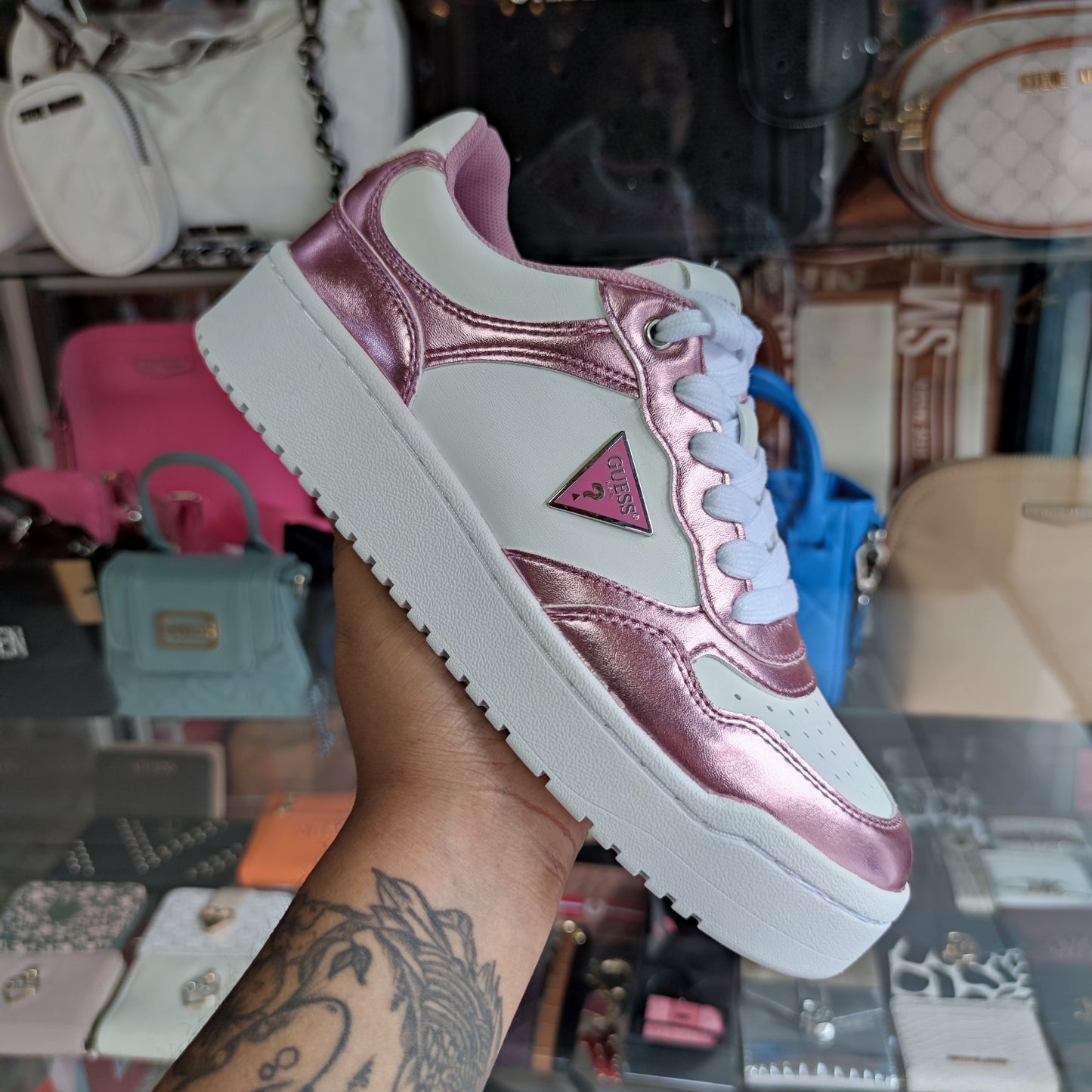 Zapatilla Guess talla 38