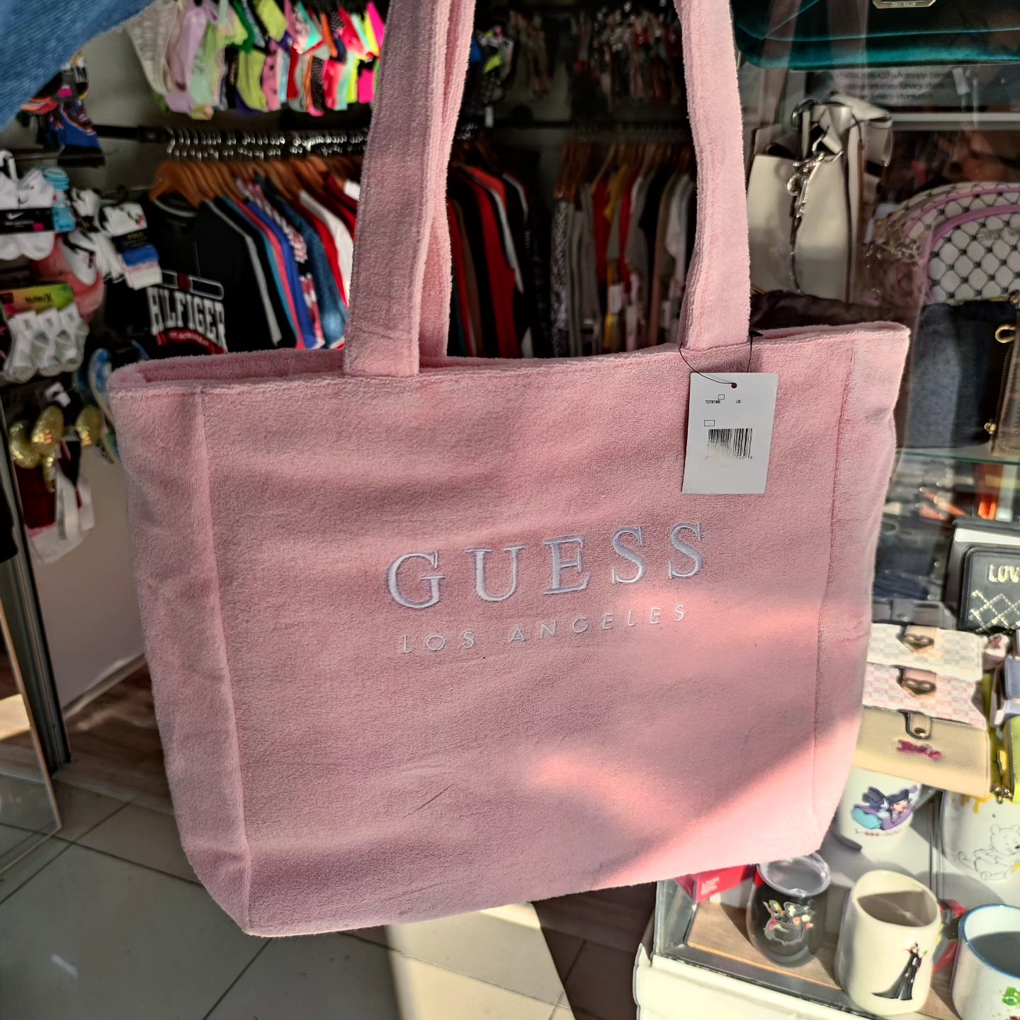 Tote Guess