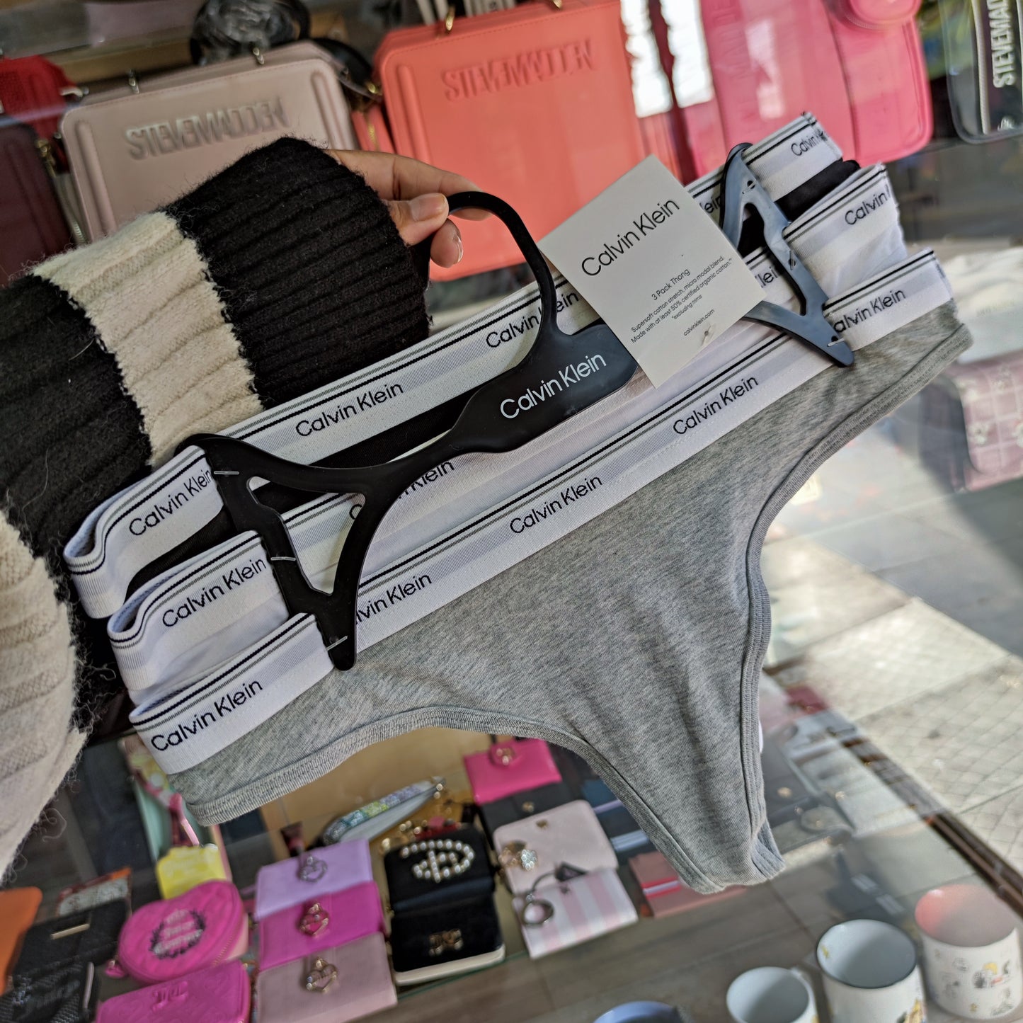 Lenceria colales Calvin Klein talla M