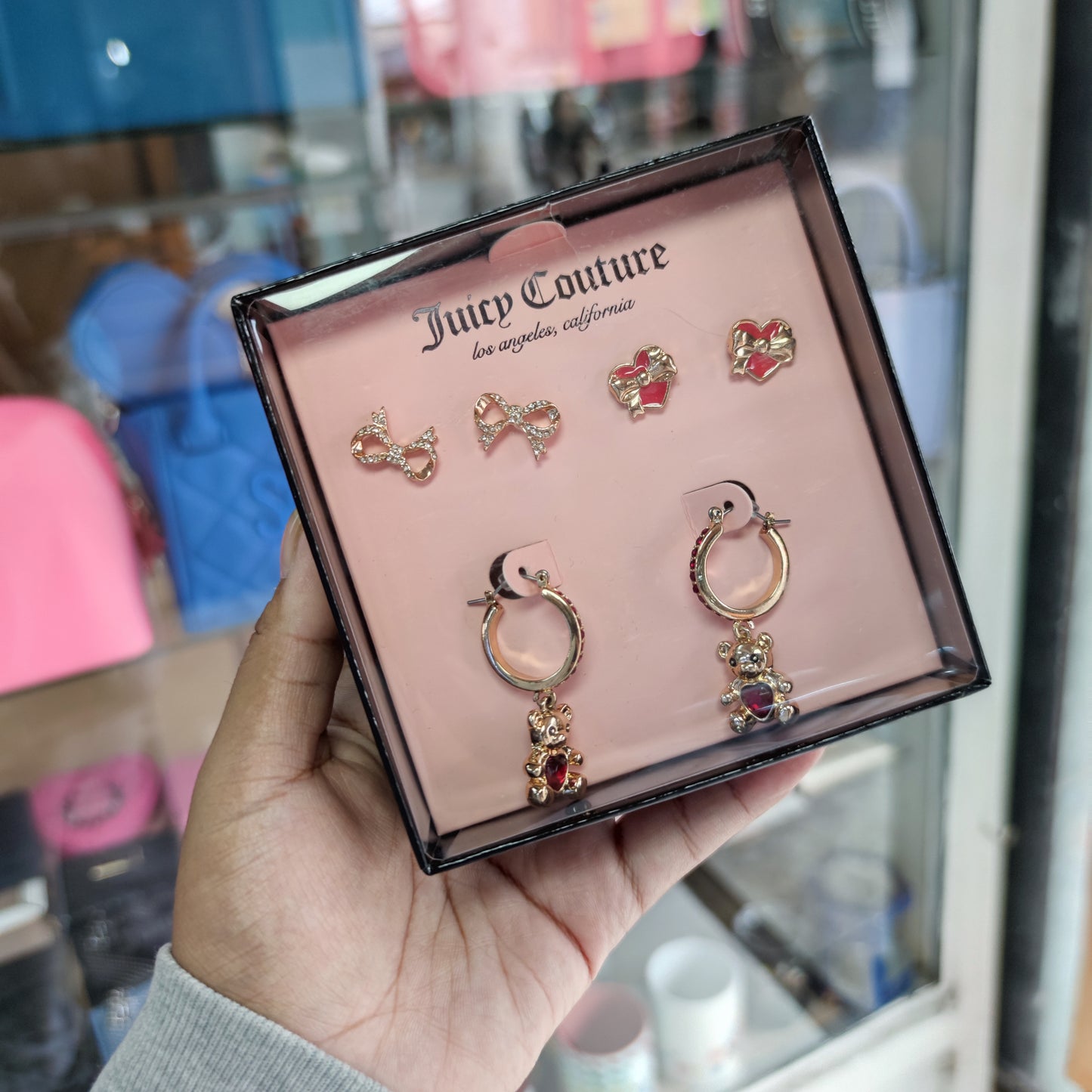 Aros Juicy couture