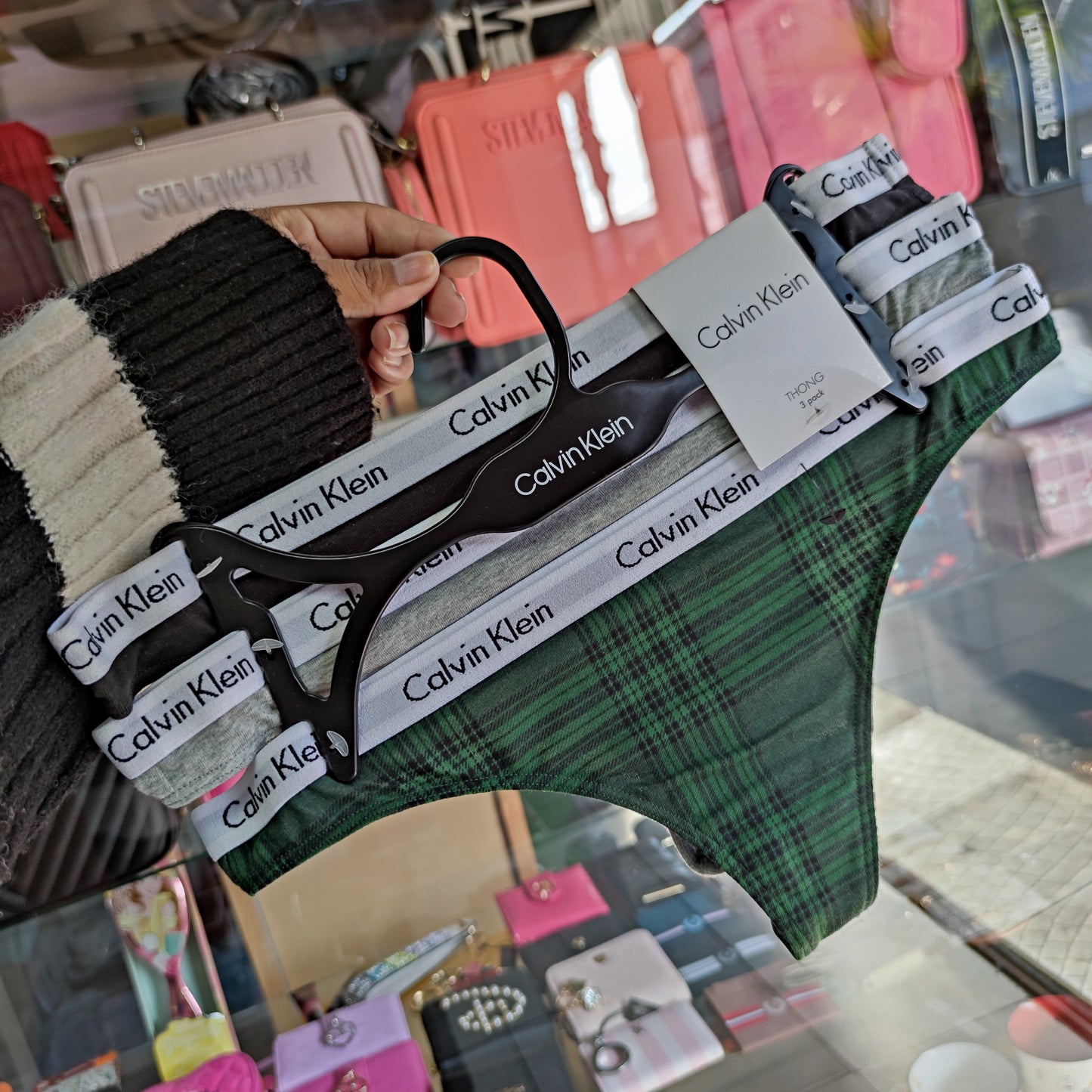 Lenceria colales Calvin Klein talla M