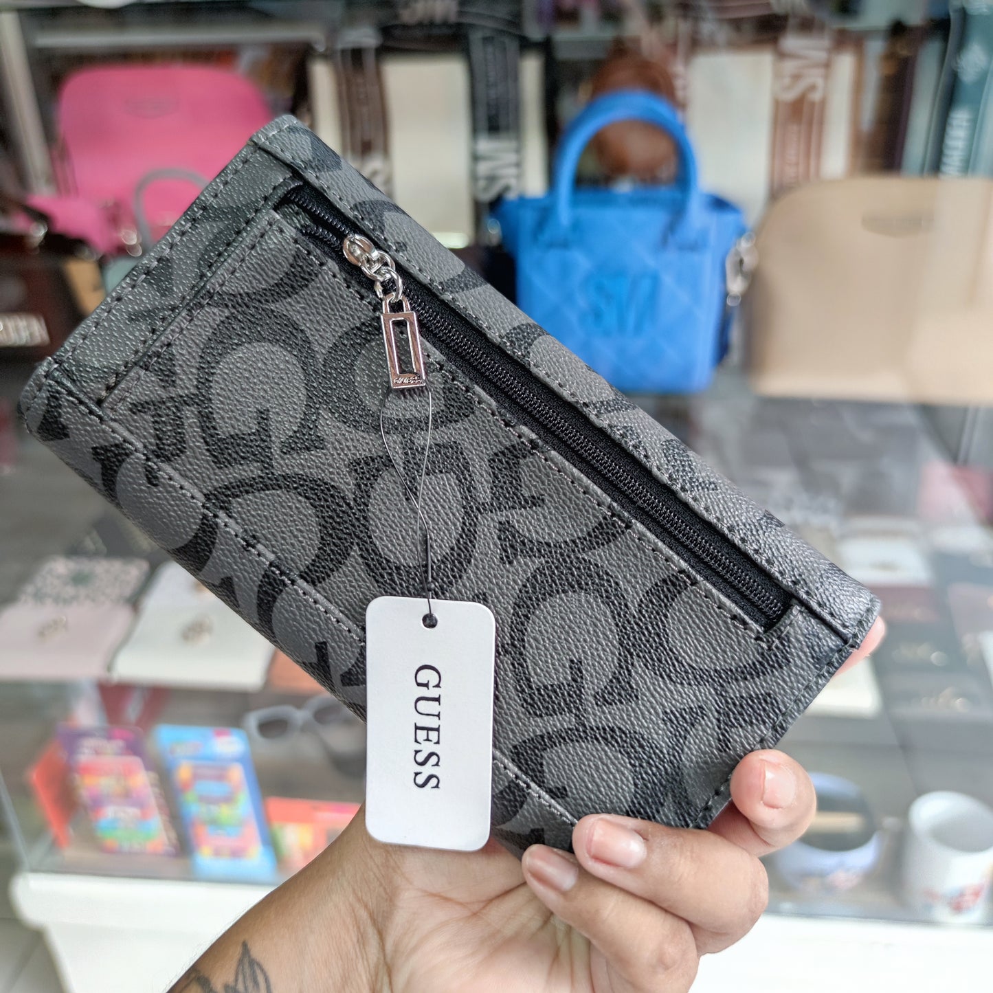 Billetera Guess