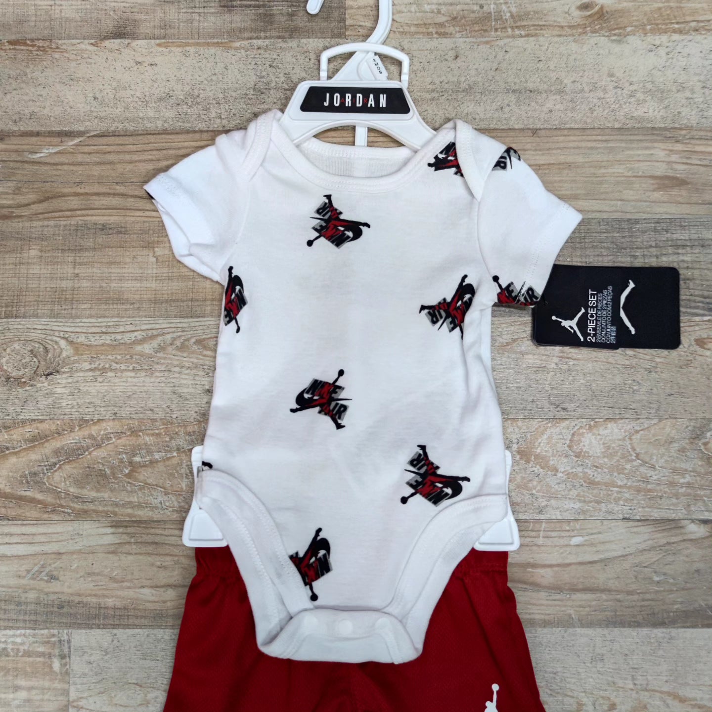 Conjunto Jordan talla 0/3 meses