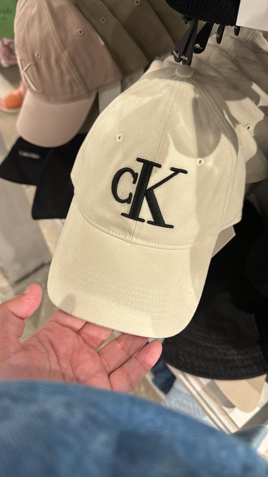 Gorro Calvin klein