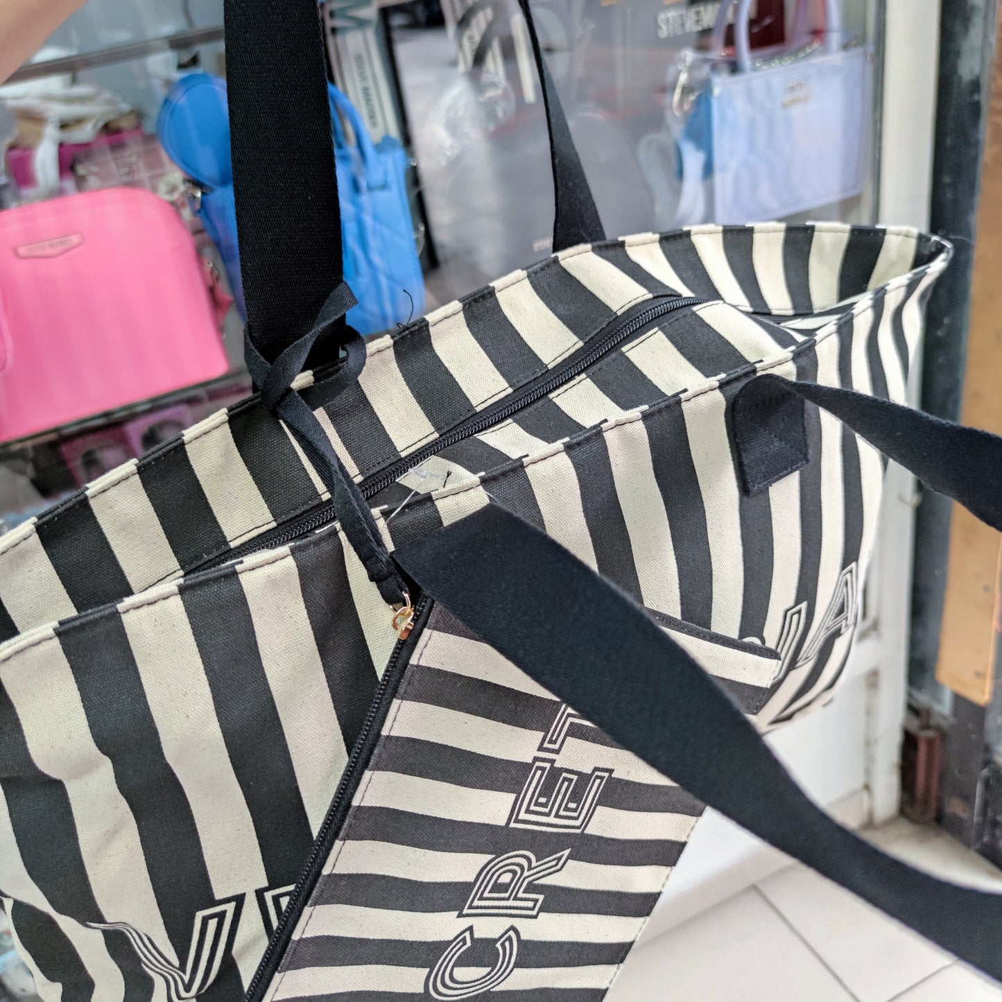Tote+sobre Victoria's Secret