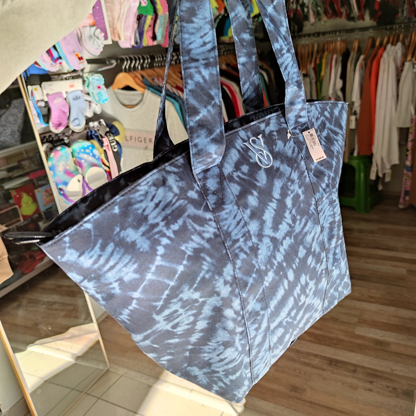 Tote Victoria's secret