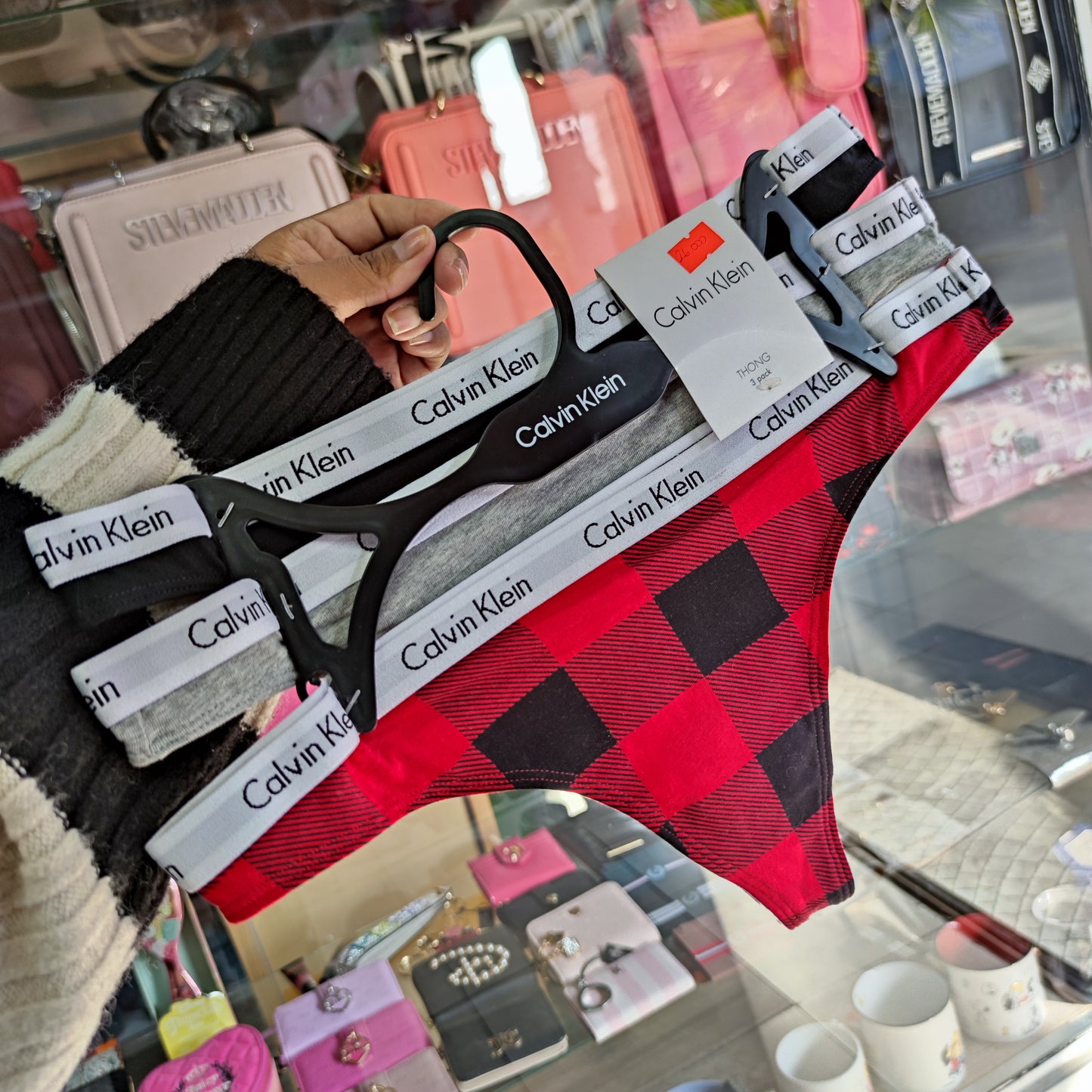 Lenceria colales Calvin Klein talla M