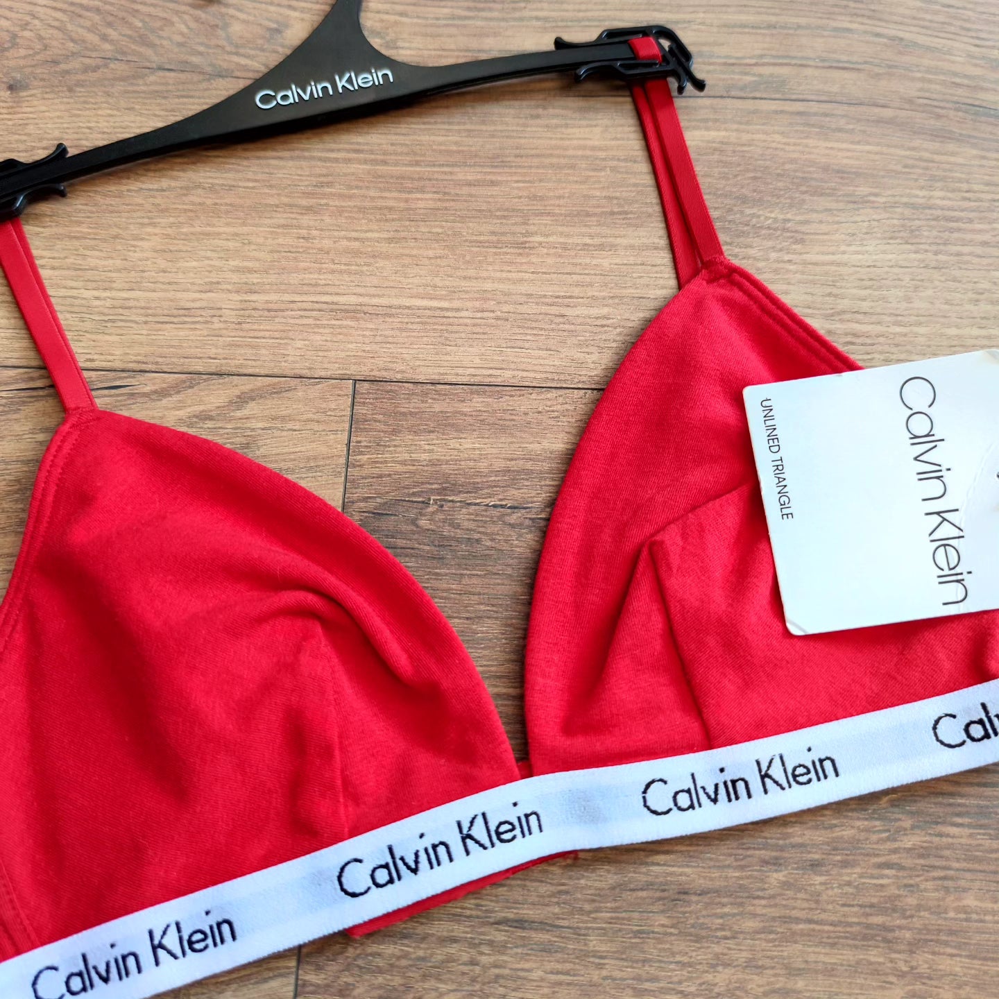 Bralette Calvin Klein talla M