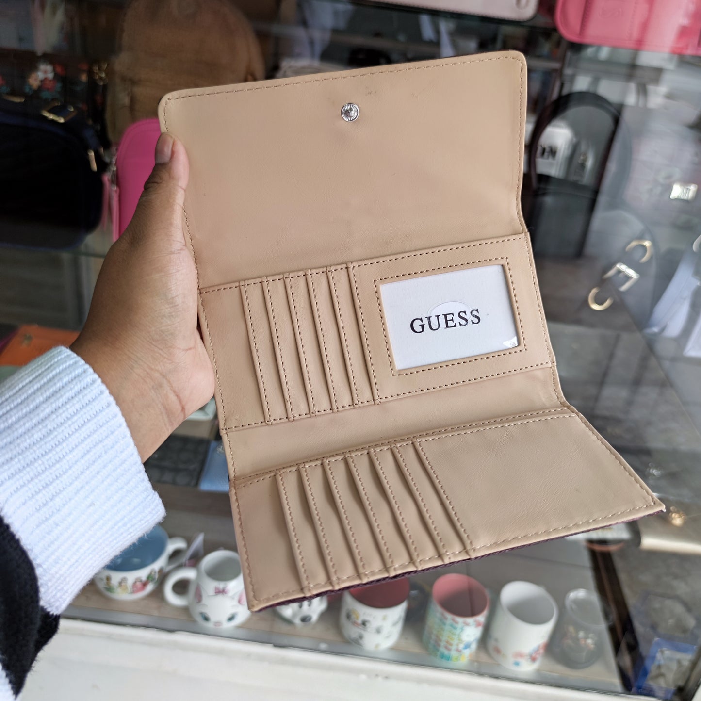 Billetera Guess