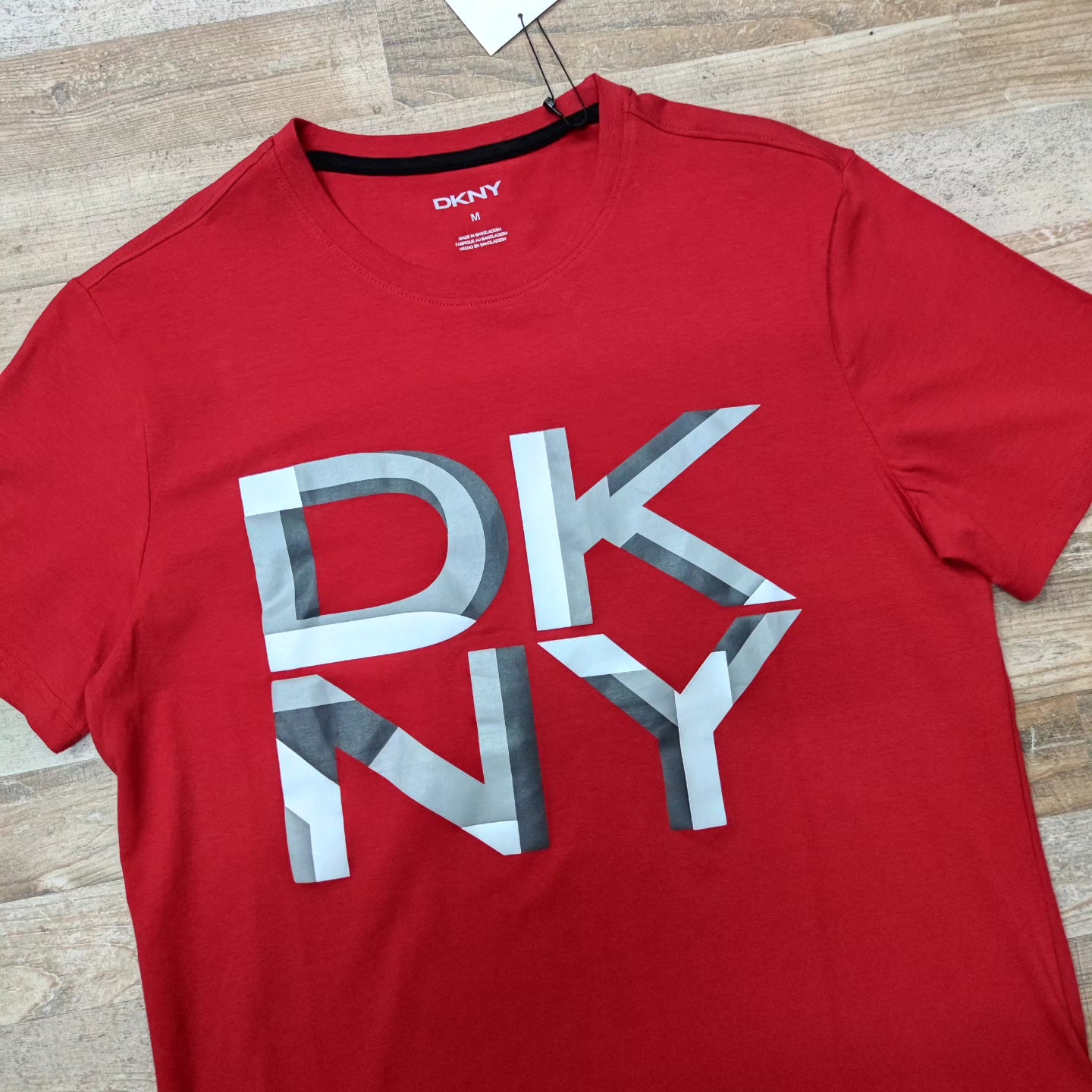 Polera hombre DKNY talla M