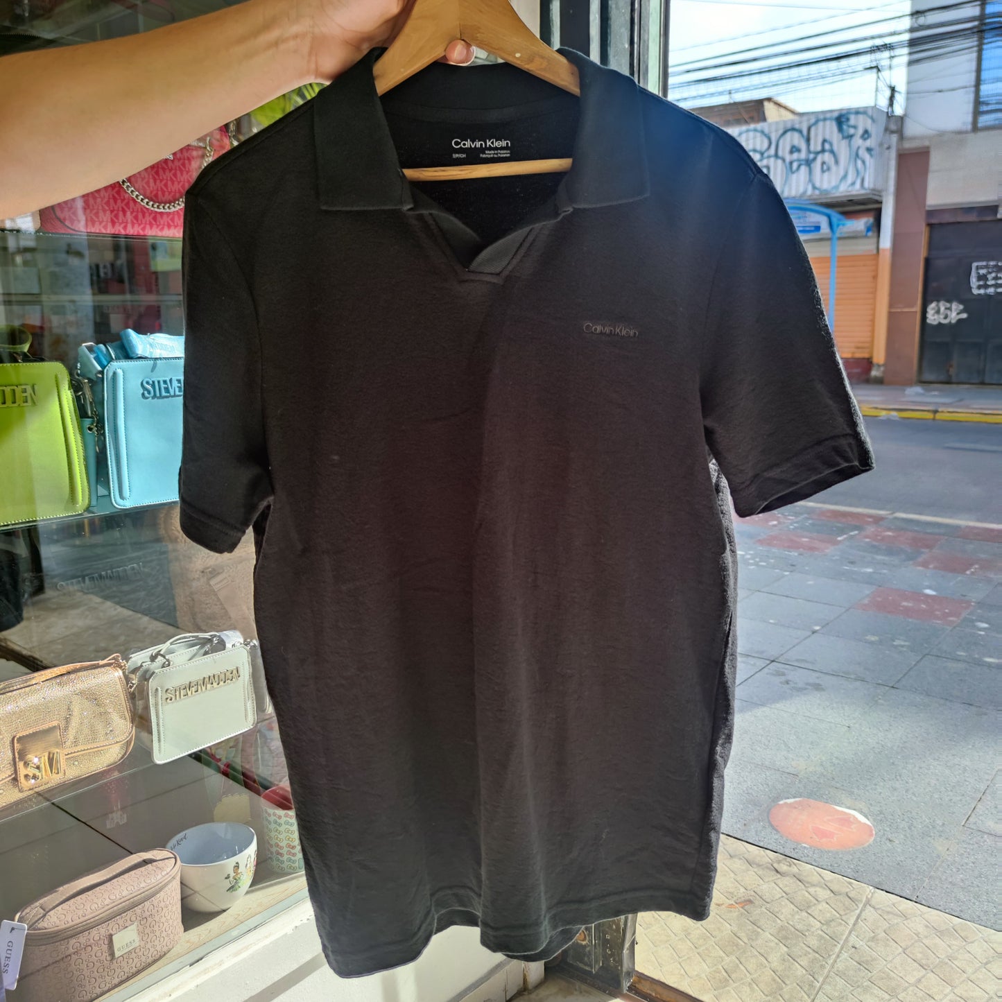 Polera Calvin Klein talla S