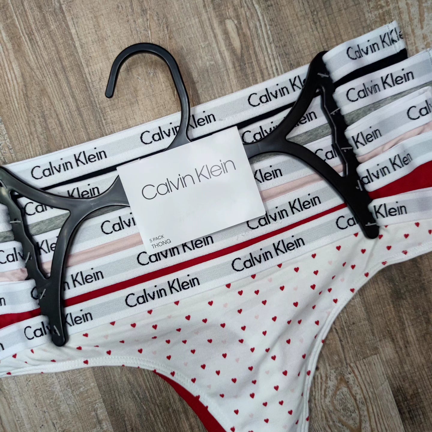 5-colales Calvin Klein