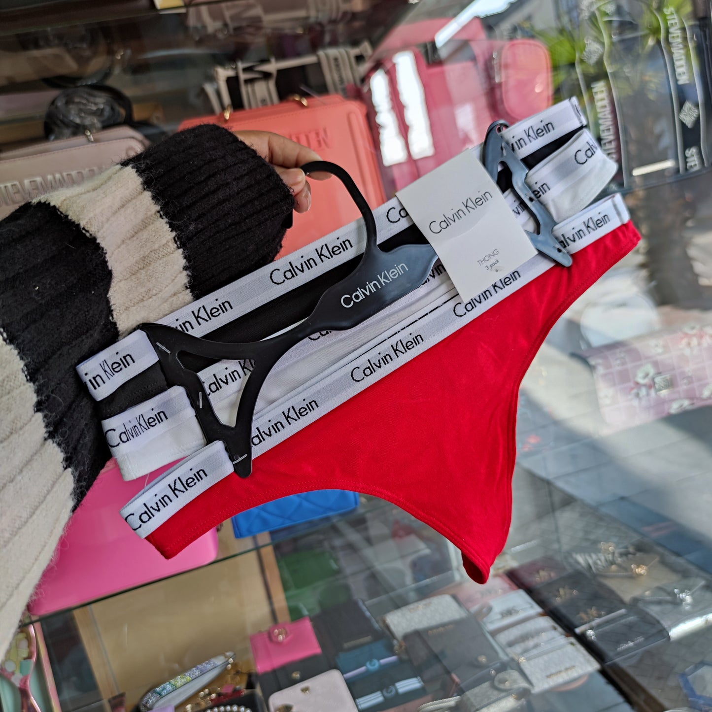 Lenceria colales Calvin Klein talla M