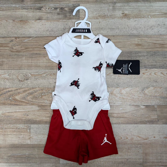 Conjunto Jordan talla 0/3 meses