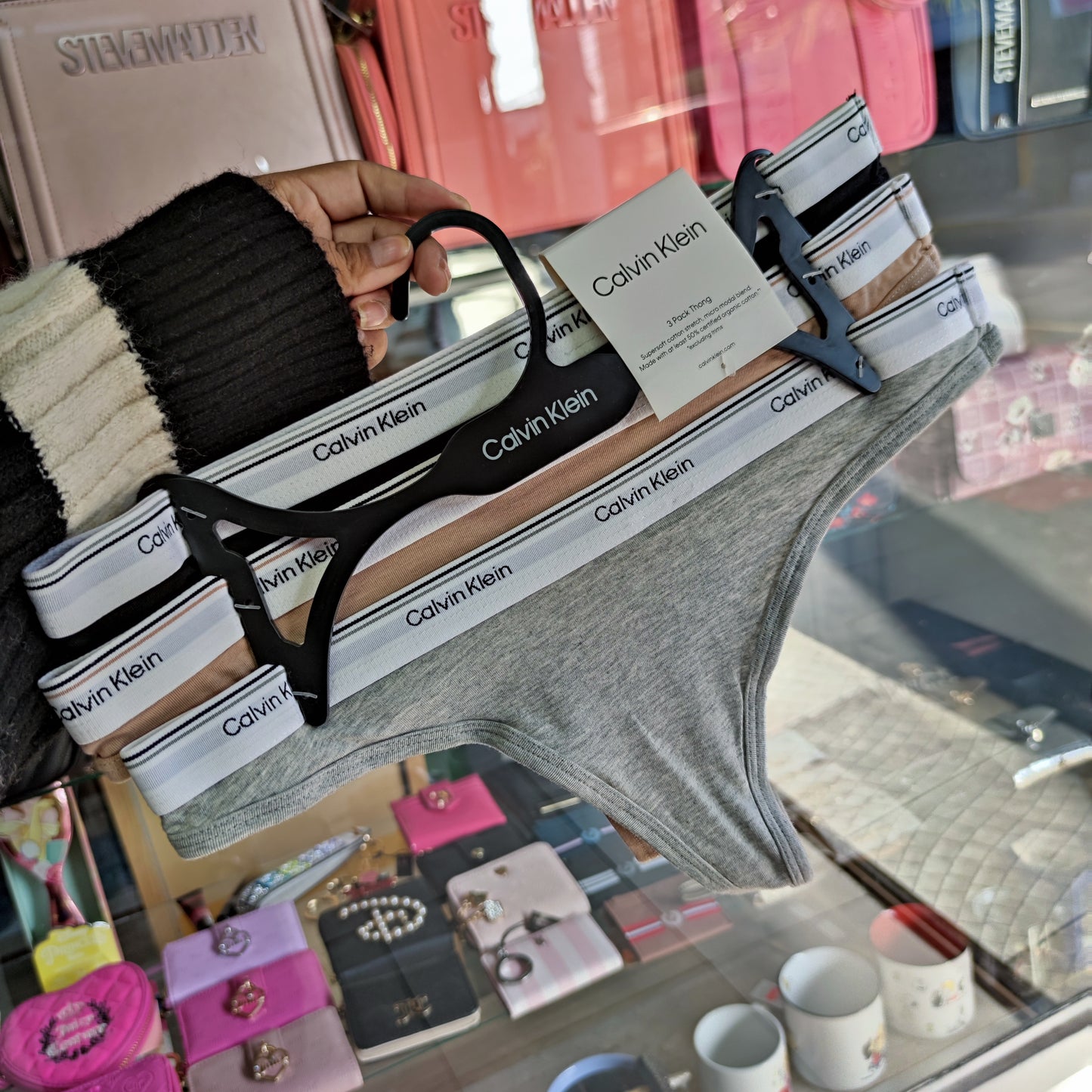 Lenceria colales Calvin Klein talla M