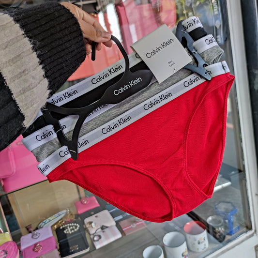 Lencería Calvin Klein talla S