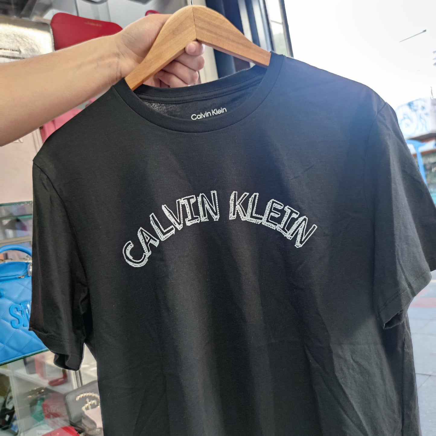 Polera Calvin Klein talla M