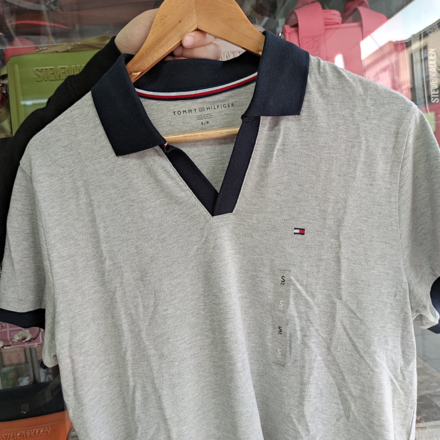 Polera Tommy Hilfiger talla S