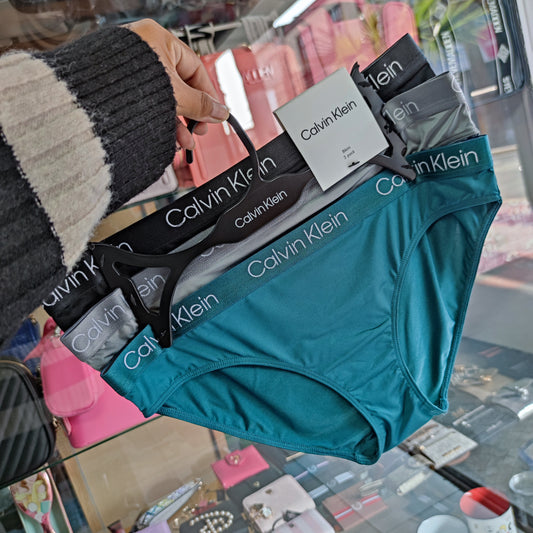 Lencería Calvin Klein talla S